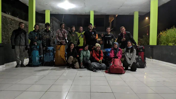 Foto bersama sebelum pulang